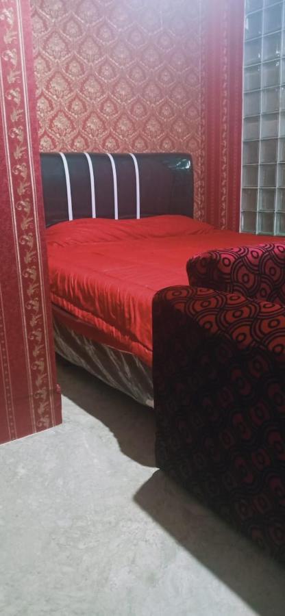 Mayestik Guest House Syariah Jakarta Eksteriør billede