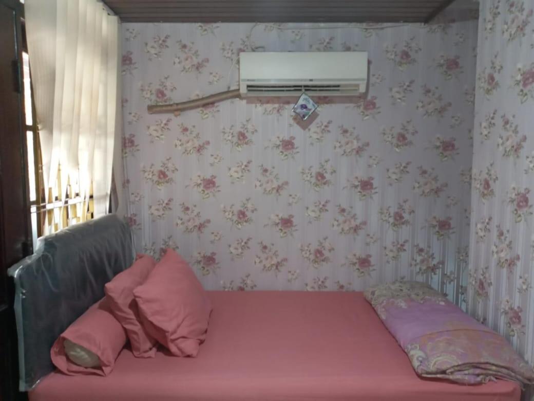 Mayestik Guest House Syariah Jakarta Eksteriør billede
