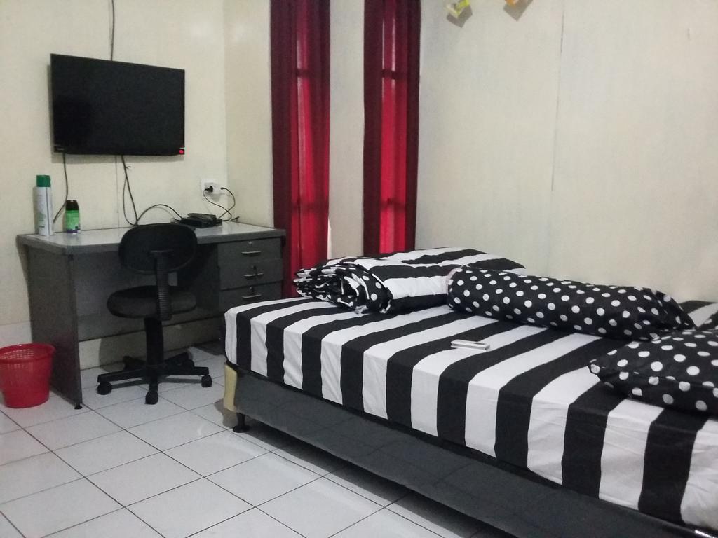 Mayestik Guest House Syariah Jakarta Eksteriør billede