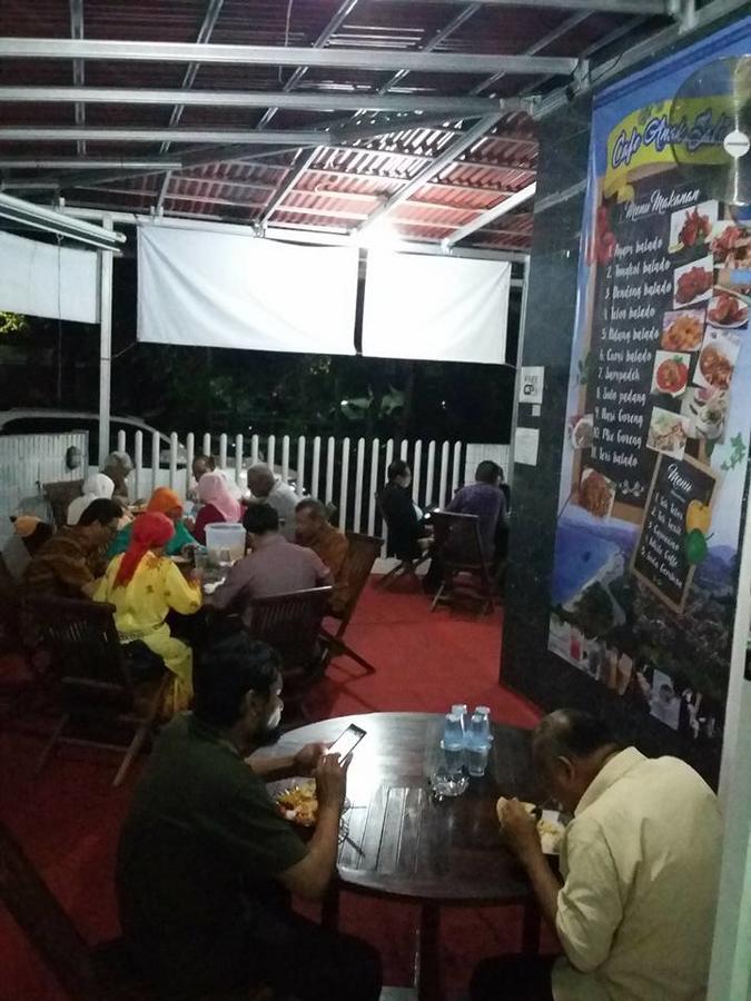 Mayestik Guest House Syariah Jakarta Eksteriør billede