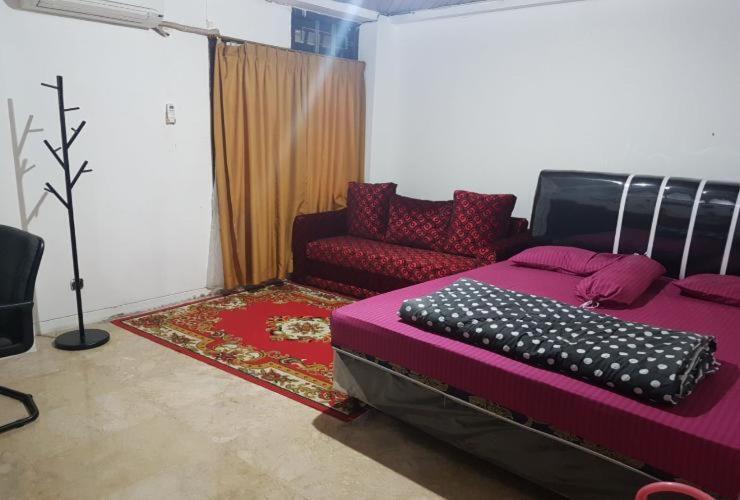 Mayestik Guest House Syariah Jakarta Eksteriør billede